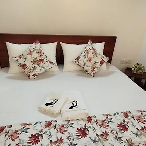 ** Hotel Elzangi Šrí Lanka